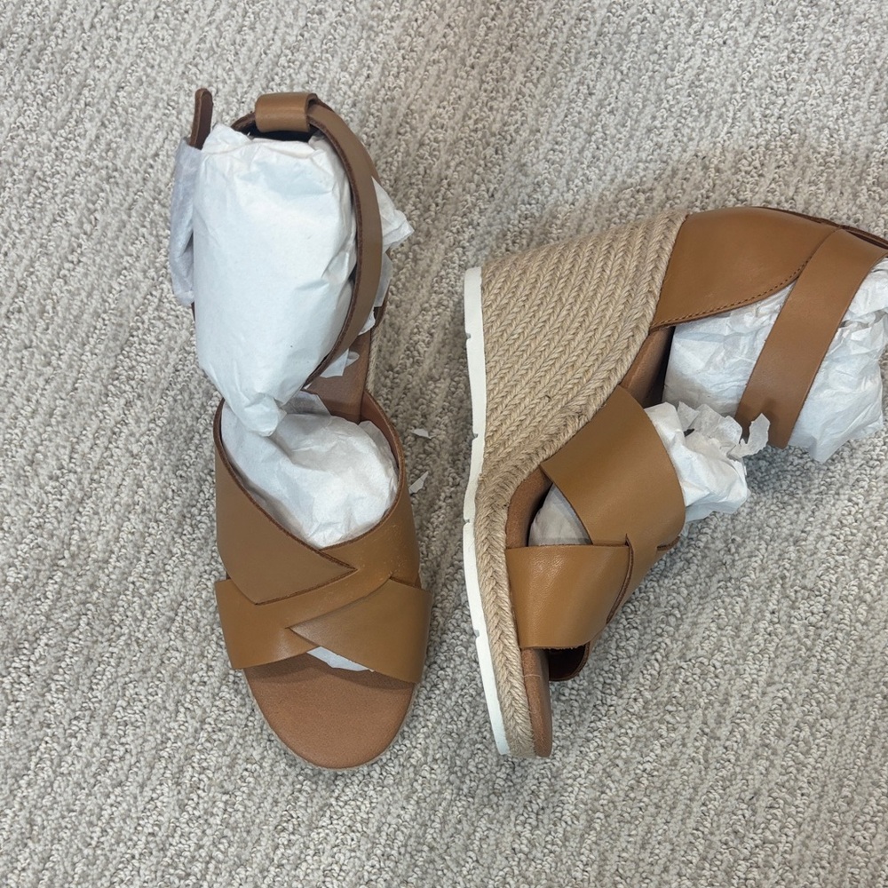Treasure & Bond Brown Wedge Sandals